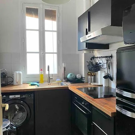Apartment Belle Feuille Paris